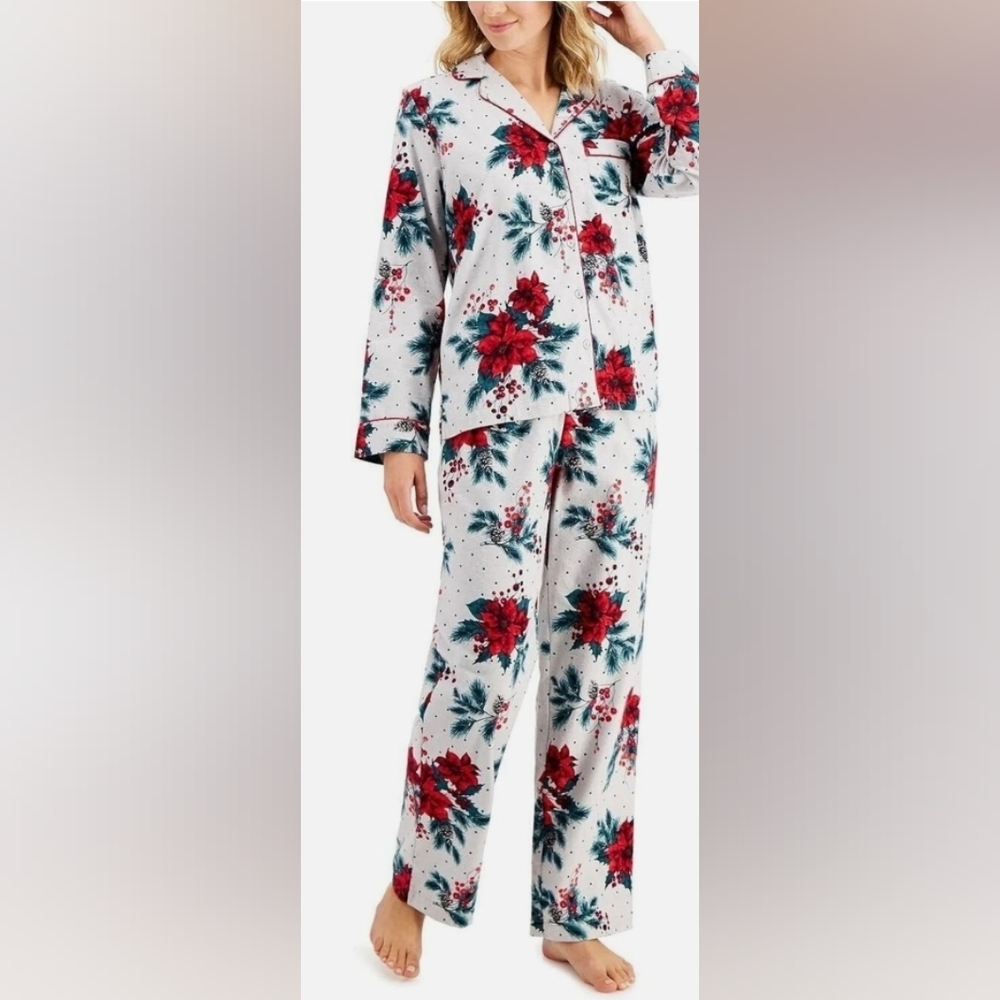 Charter Club Holiday Flannel Pajama Set – Poinsettia & Holly - Medium - EUC
